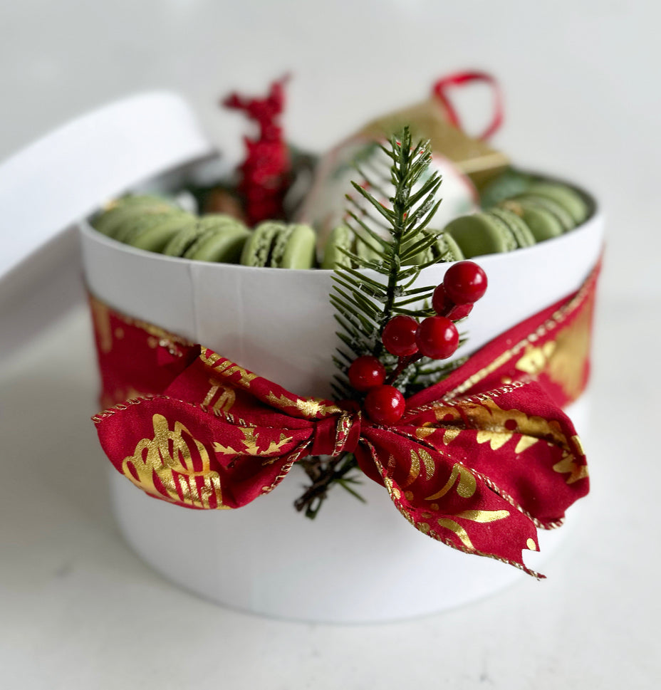 Christmas dessert and personalised Mug gift box - Macaron Delights Sydney