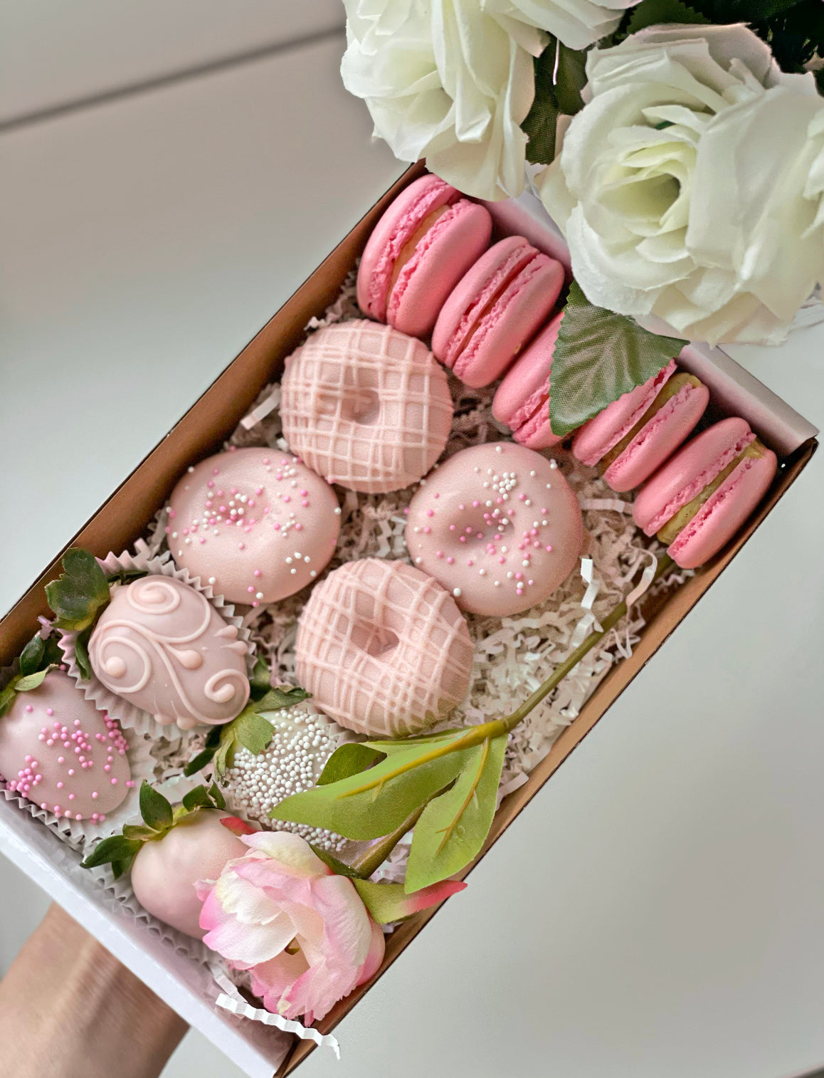 XOXO Dessert Box