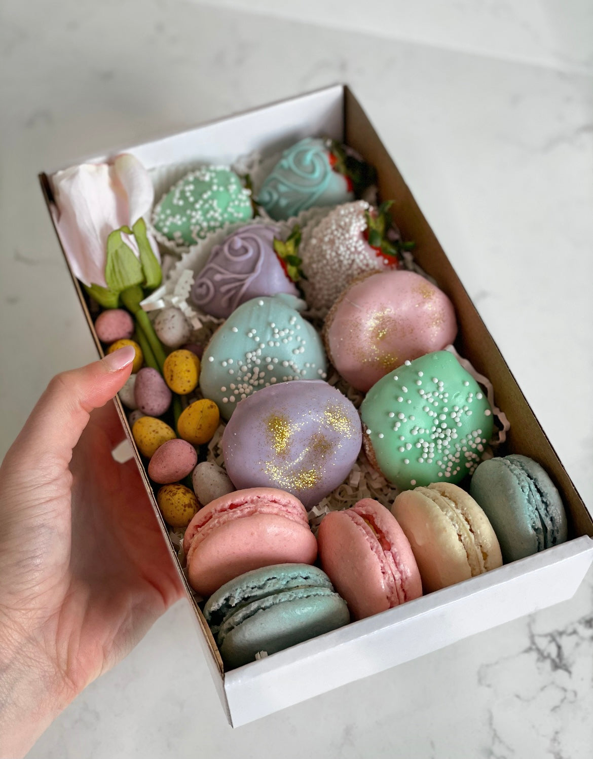 Easter xoxo Dessert Box